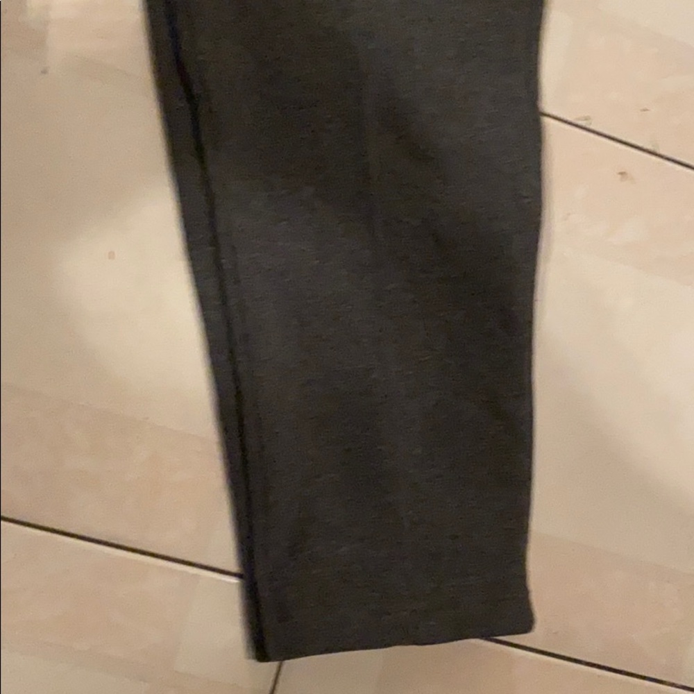 NWT Reebok Sweatpants - Picture 4 of 6